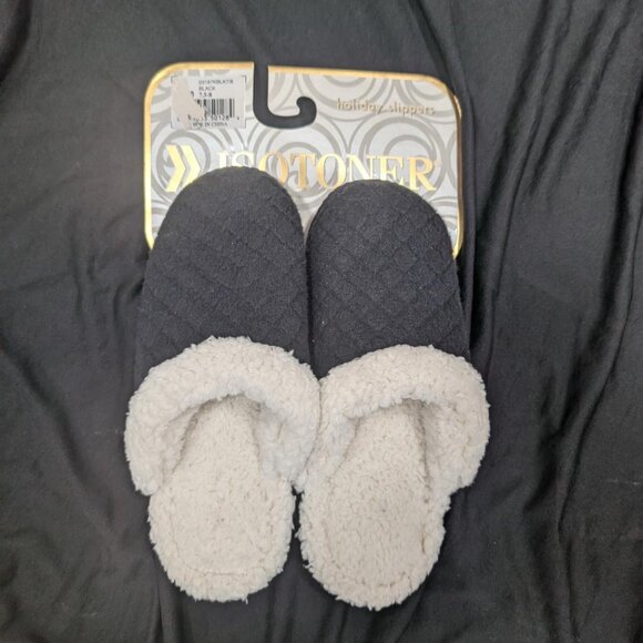 Brand New - Isotoner Women's Slippers - Picture 1 of 6